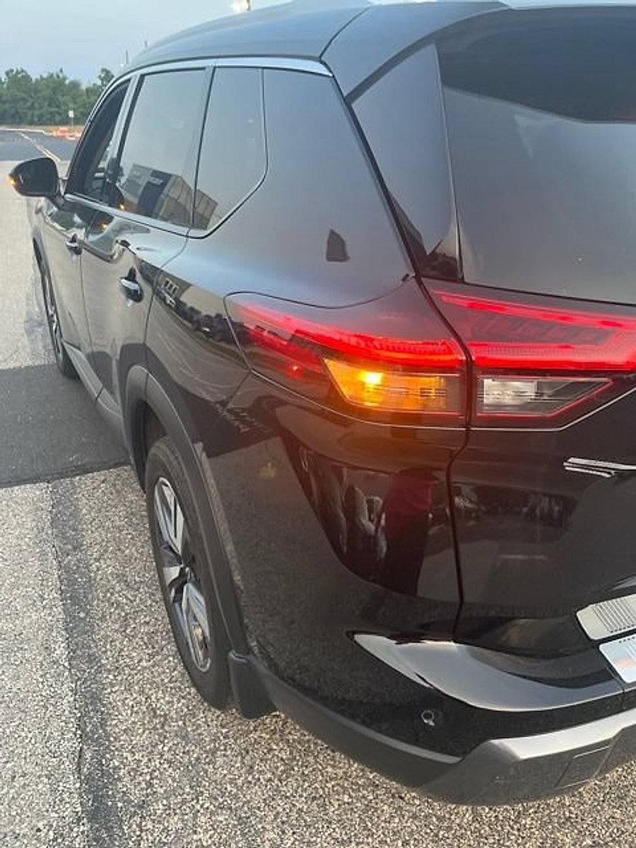 2025 Nissan Rogue AWD SL
