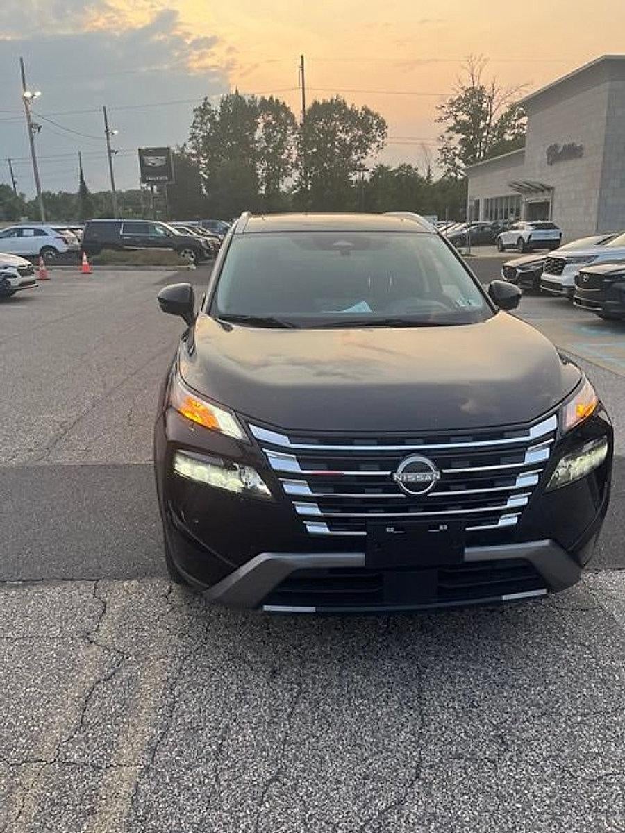 2025 Nissan Rogue AWD SL
