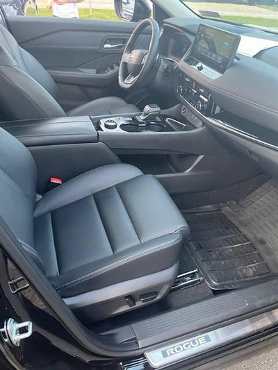 2025 Nissan Rogue AWD SL