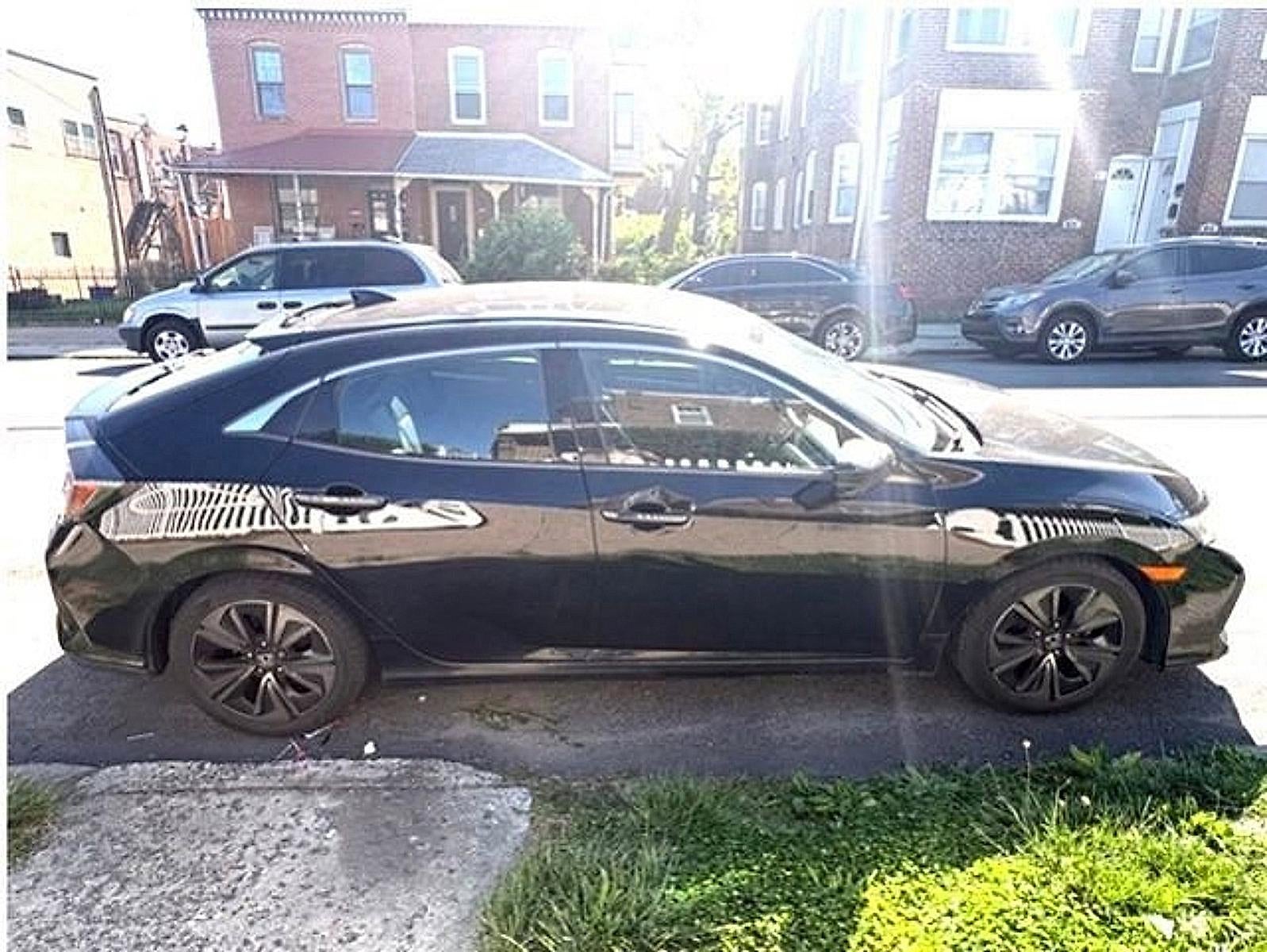 2018 Honda Civic Hatchback EX-L Navi CVT