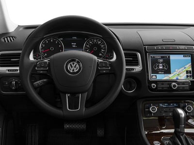 2017 Volkswagen Touareg V6 Executive
