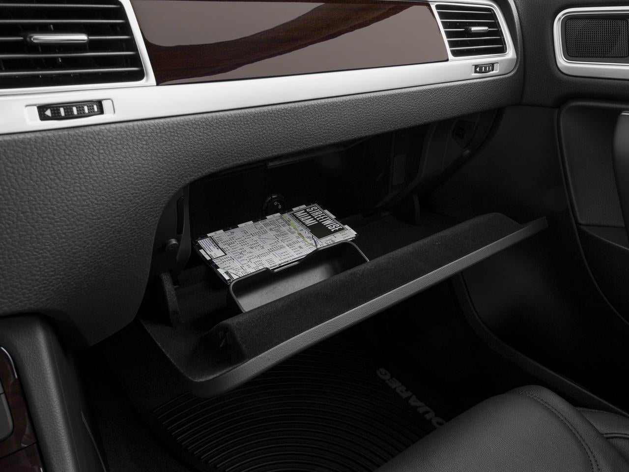 2017 Volkswagen Touareg V6 Executive