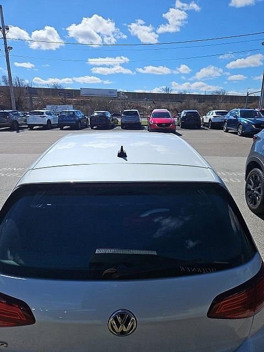 2018 Volkswagen Golf R 2.0T DSG w/DCC/Nav