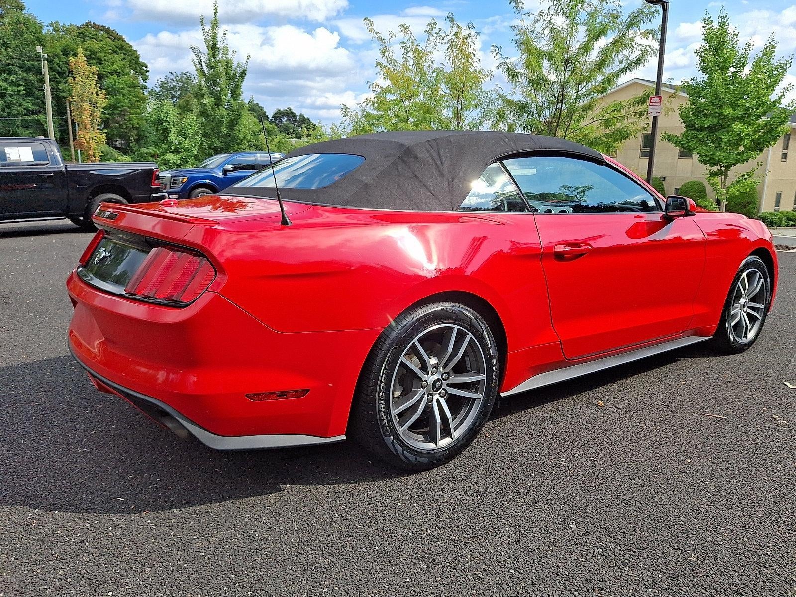 2016 Ford Mustang 2dr Conv EcoBoost Premium