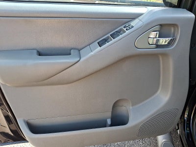 2011 Nissan Frontier 4WD Crew Cab SWB Auto SL