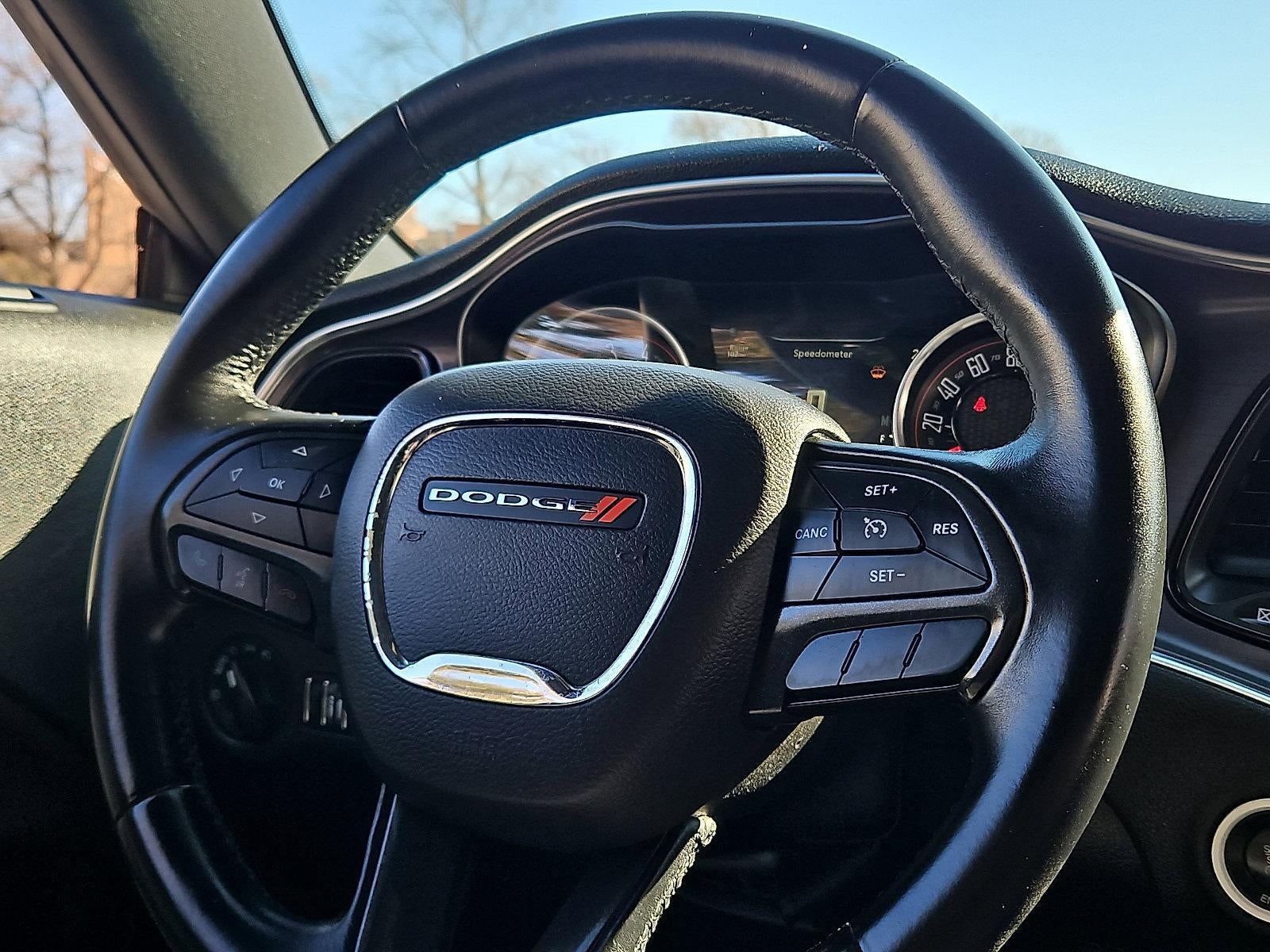 2016 Dodge Challenger 2dr Cpe SXT