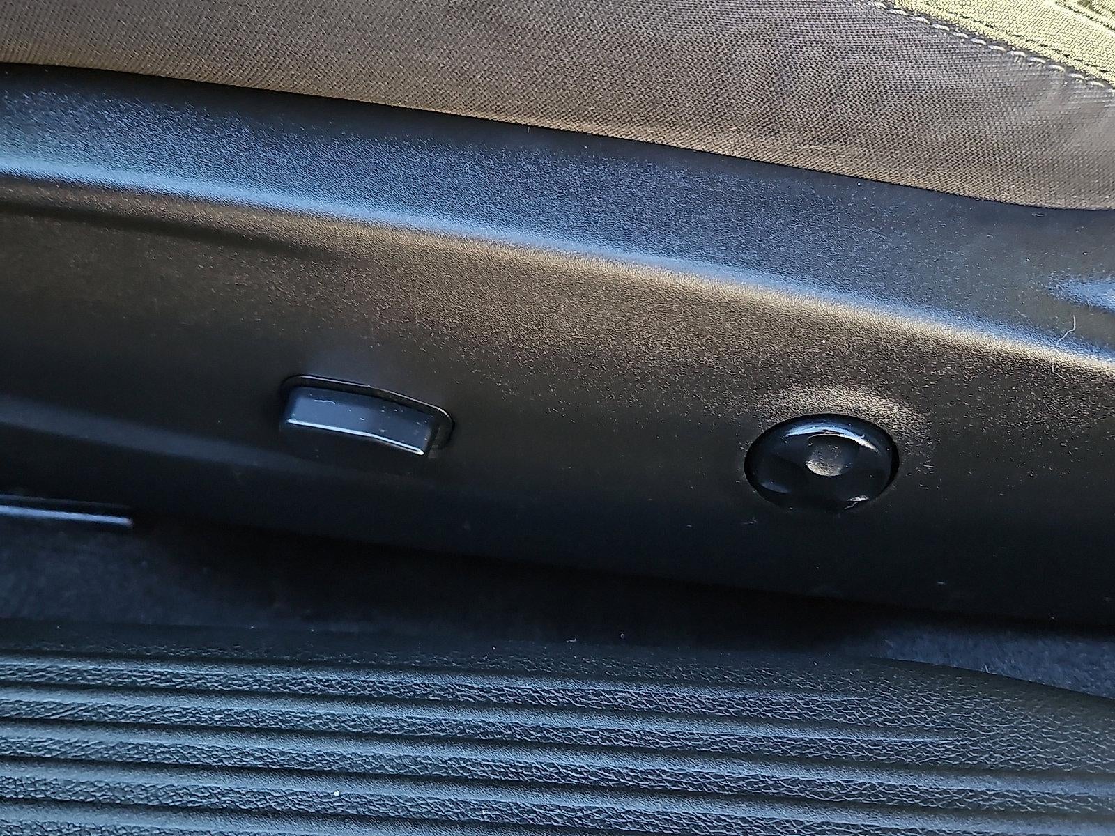 2016 Dodge Challenger 2dr Cpe SXT