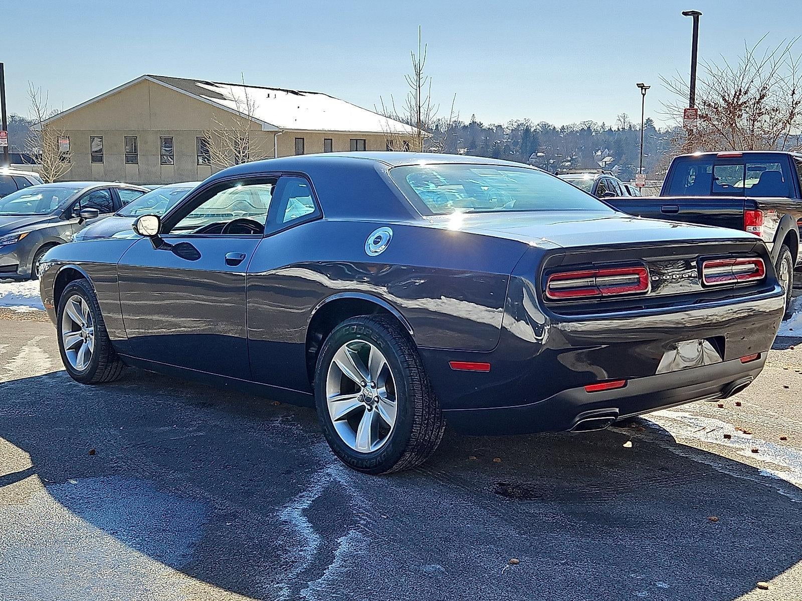 2016 Dodge Challenger 2dr Cpe SXT