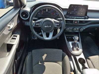 2023 Kia Forte LXS IVT