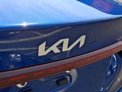 2023 Kia Forte LXS IVT