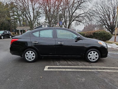 2014 Nissan Versa 4dr Sdn CVT 1.6 SV