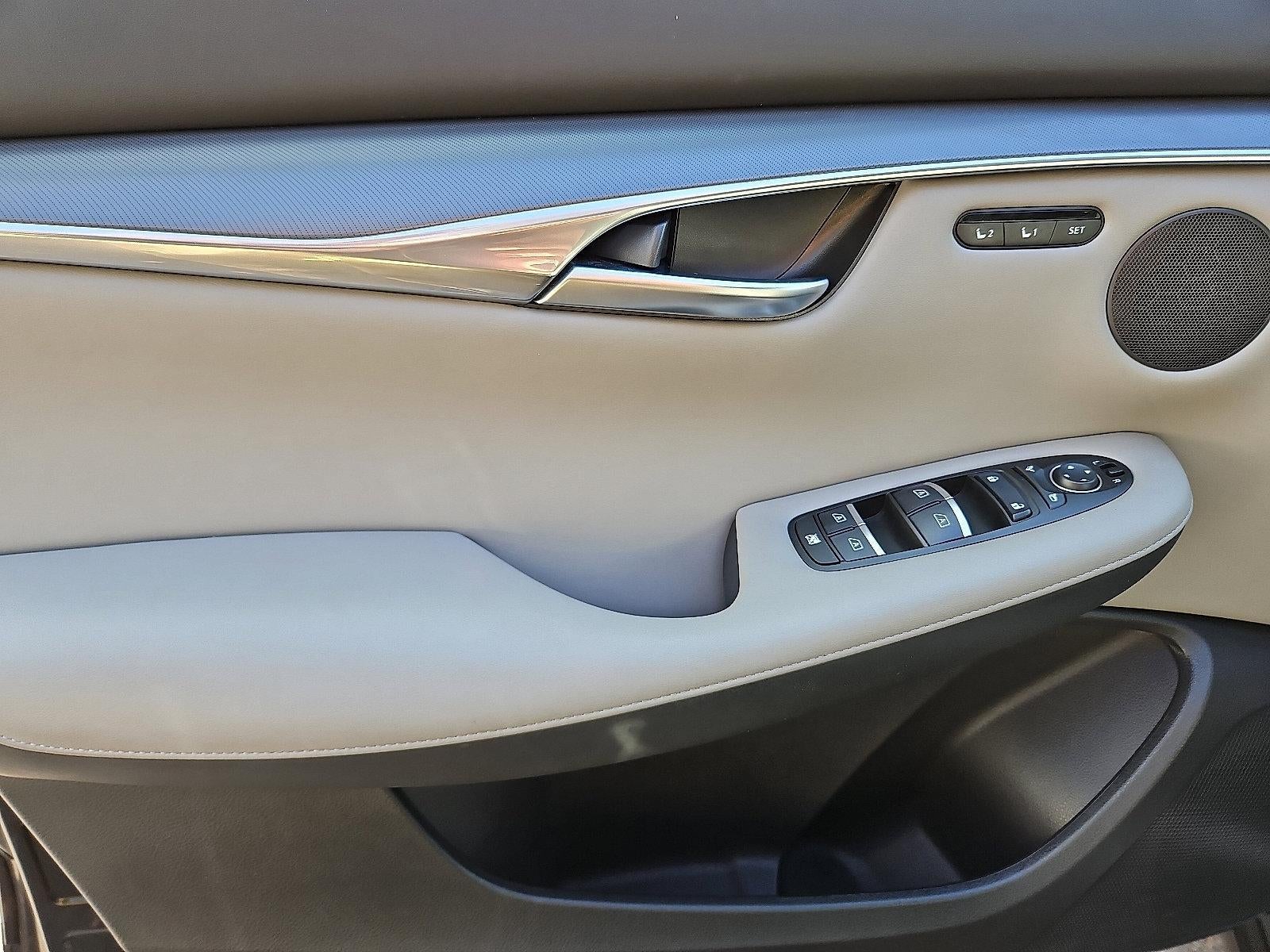 2023 INFINITI QX50 LUXE AWD