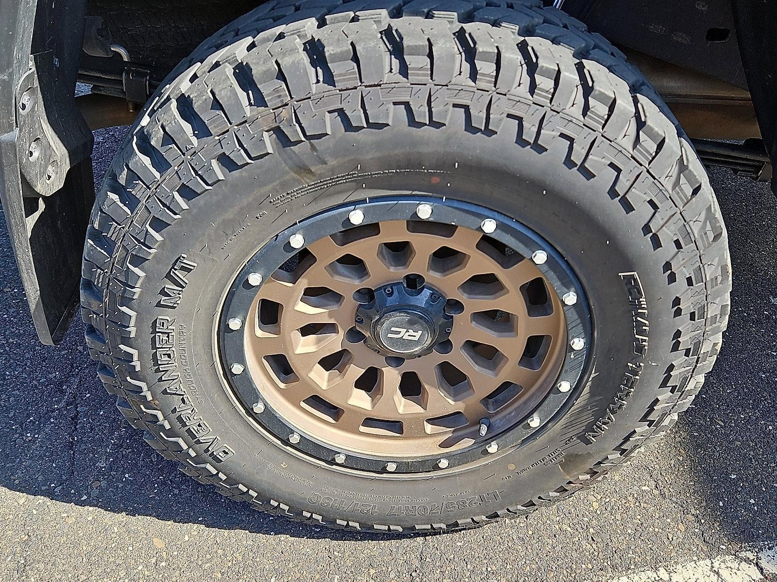 2023 Toyota Tacoma 4WD 4WD SR Double Cab 5' Bed V6 AT (GS)