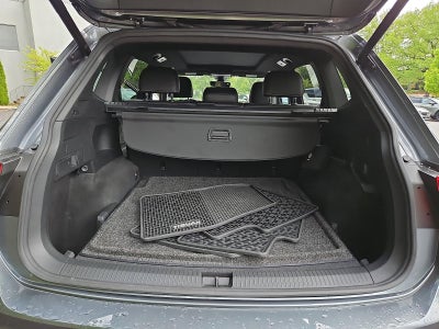 2022 Volkswagen Tiguan 2.0T SEL R-Line 4MOTION