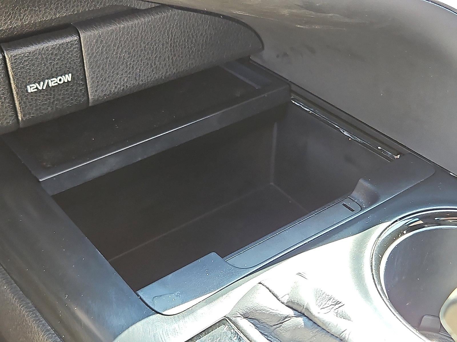 2019 Toyota Camry LE Auto (SE)