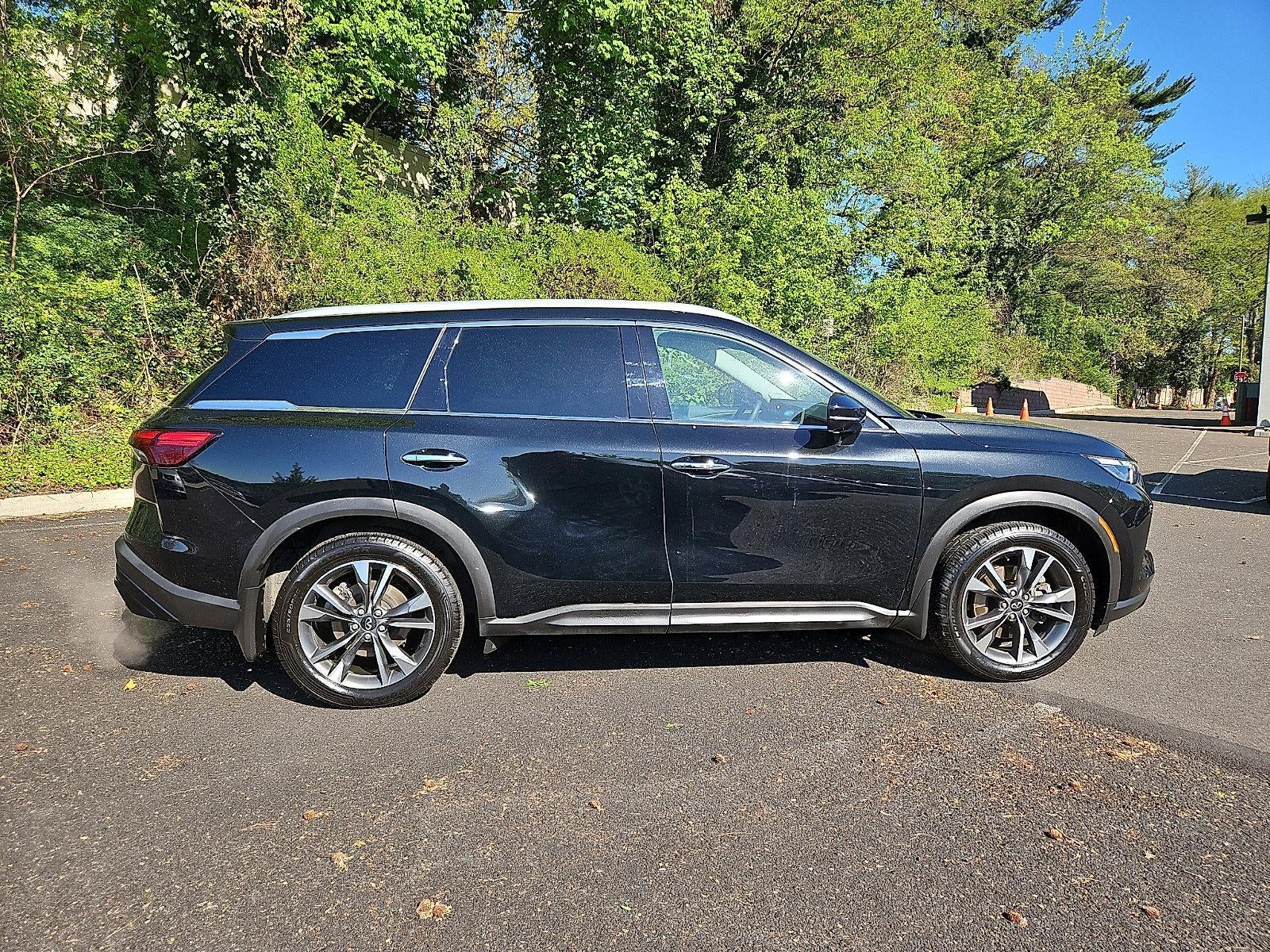 2023 INFINITI QX60 LUXE AWD