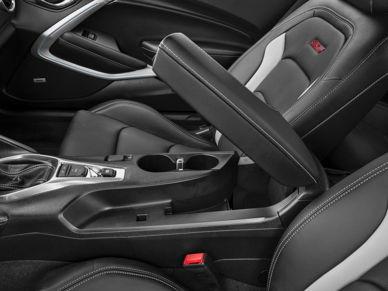 2017 Chevrolet Camaro 2dr Coupe 2SS