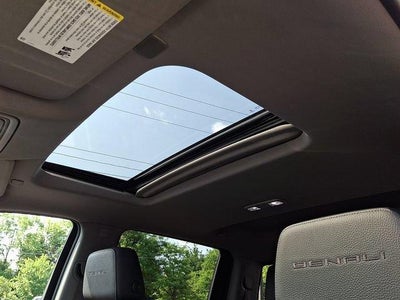 2019 GMC Sierra 1500 Crew Cab Short Box 4-Wheel Drive Denali