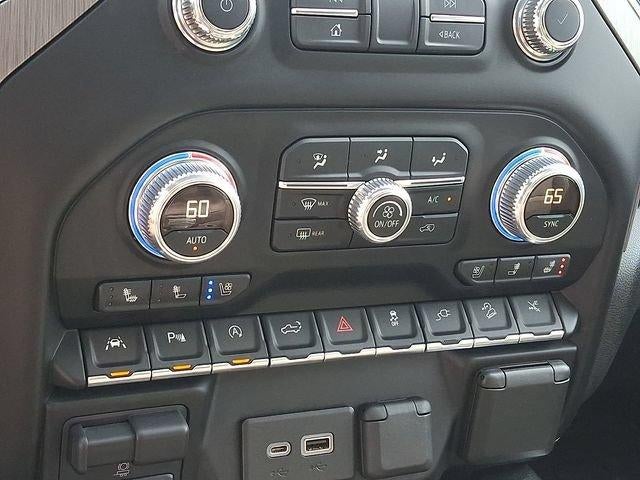 2019 GMC Sierra 1500 Crew Cab Short Box 4-Wheel Drive Denali
