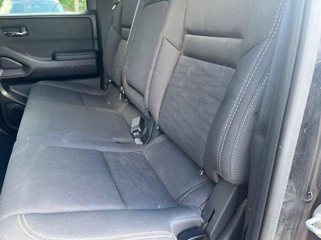 2024 Nissan Frontier Crew Cab 4x4 SV