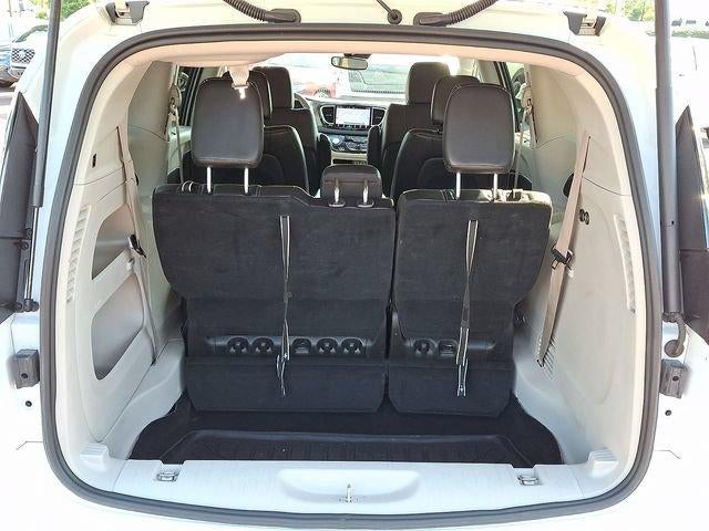 2023 Chrysler Pacifica Touring L FWD