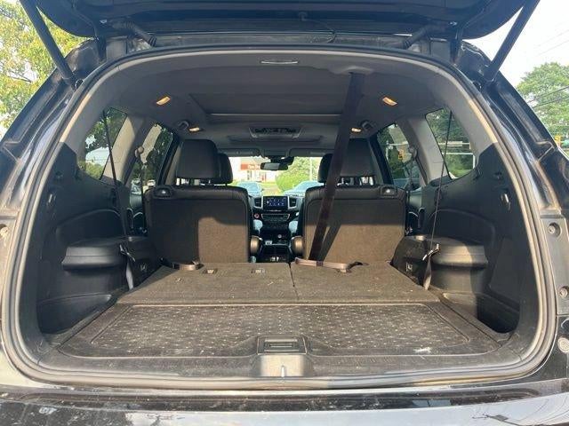 2016 Honda Pilot AWD 4dr Elite with DVD Rear Entertainment System and Navigation