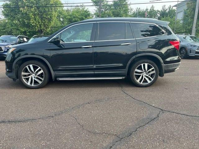 2016 Honda Pilot AWD 4dr Elite with DVD Rear Entertainment System and Navigation