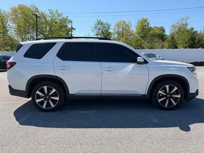 2023 Honda Pilot Touring AWD