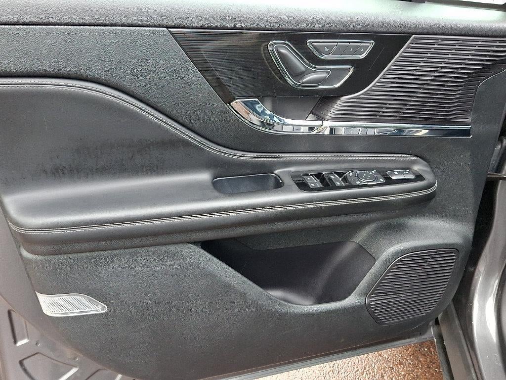 2022 Lincoln Corsair Standard AWD