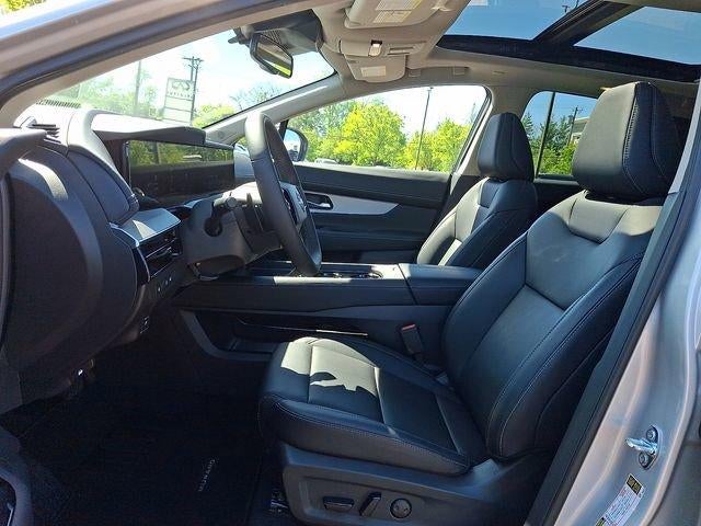 2025 Nissan Murano AWD SL