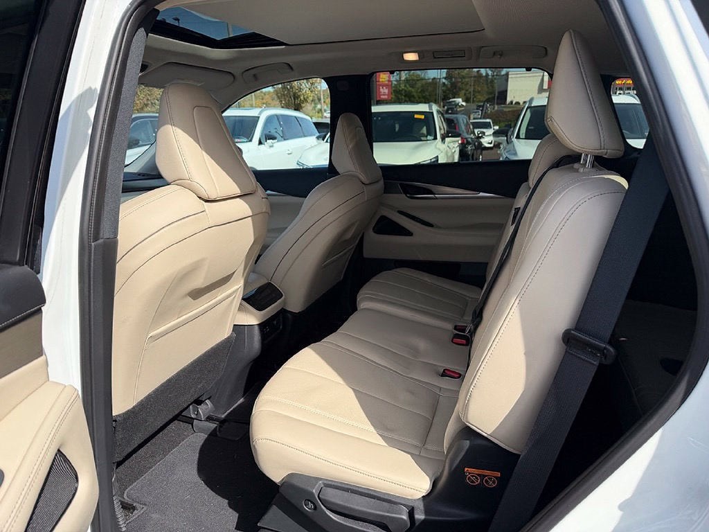 2024 INFINITI QX60 LUXE AWD