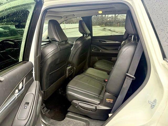 2023 INFINITI QX60 LUXE AWD