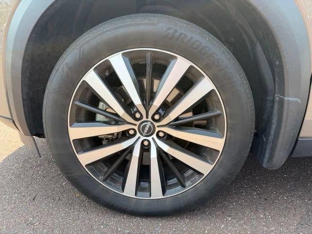 2024 Nissan Pathfinder Platinum 4WD