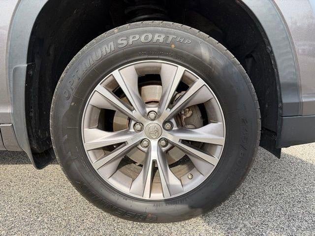 2014 Toyota Highlander AWD 4dr V6 LE Plus (GS)