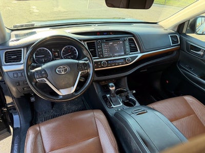 2018 Toyota Highlander Limited V6 AWD (Natl)
