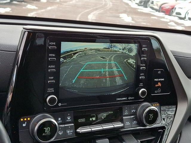 2022 Toyota Highlander XLE AWD (Natl)