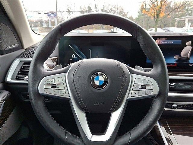 2023 BMW X7 xDrive40i Sports Activity Vehicle