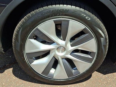 2024 Tesla Model Y Long Range AWD