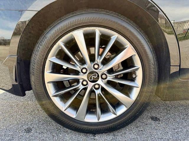 2023 INFINITI Q50 LUXE AWD