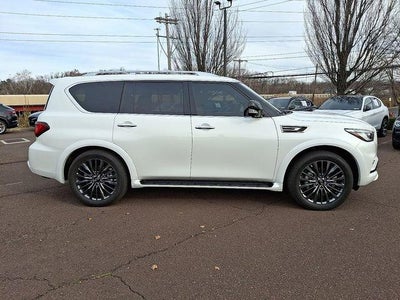 2024 INFINITI QX80 SENSORY AWD
