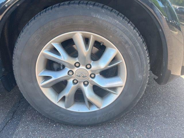 2011 INFINITI QX56 4WD 7-passenger