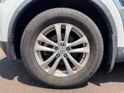 2014 INFINITI QX70 AWD 4dr