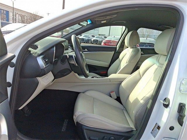 2023 Genesis G70 2.0T AWD