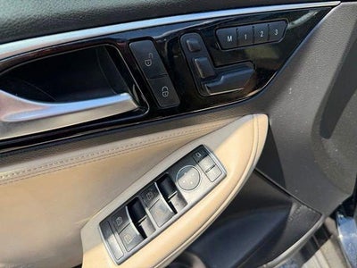2018 INFINITI QX30 Premium AWD