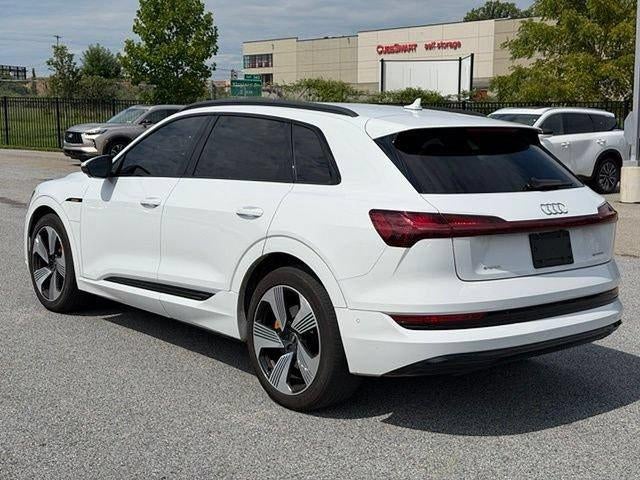 2022 Audi e-tron Premium Plus quattro