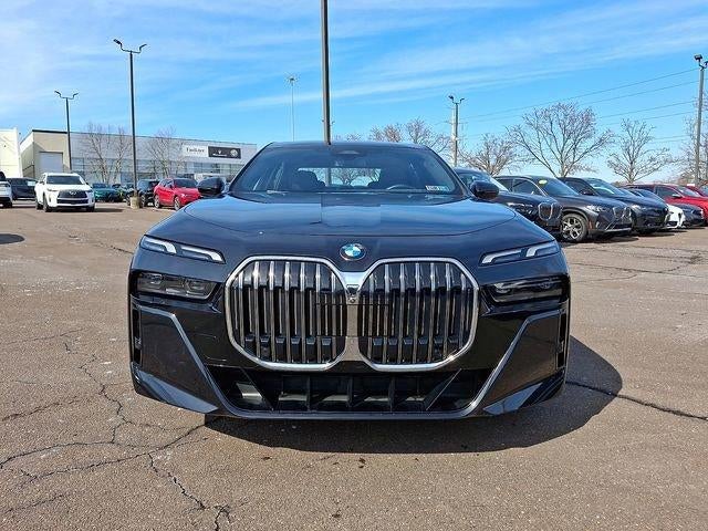 2024 BMW 740i xDrive Sedan
