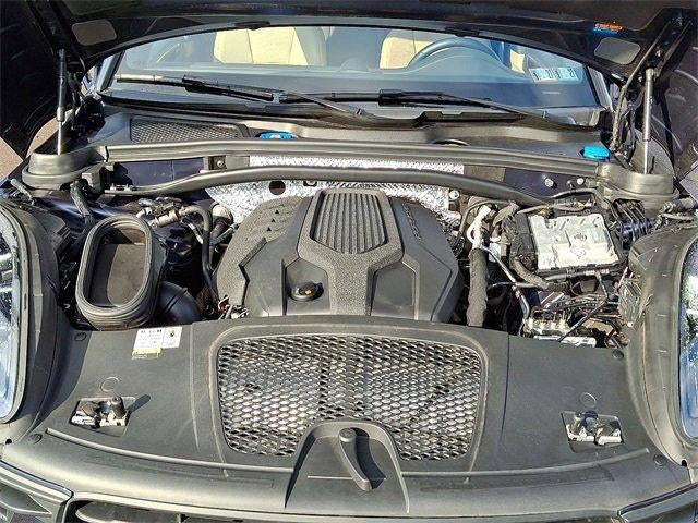 2023 Porsche Macan T AWD