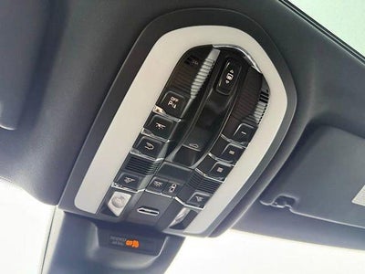 2024 Porsche Macan AWD