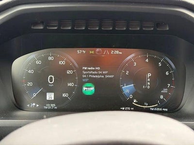 2017 Volvo XC90 T6 AWD 7-Passenger Momentum