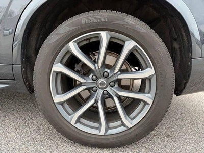 2017 Volvo XC90 T6 AWD 7-Passenger Momentum